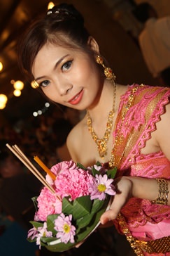 Loy Krathong Festival 2013