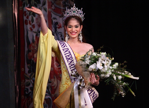 Filipina wins Miss International Queen