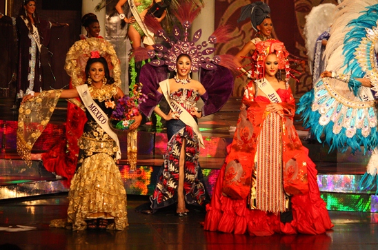 Filipina wins Miss International Queen