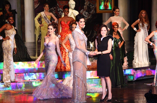 Filipina wins Miss International Queen