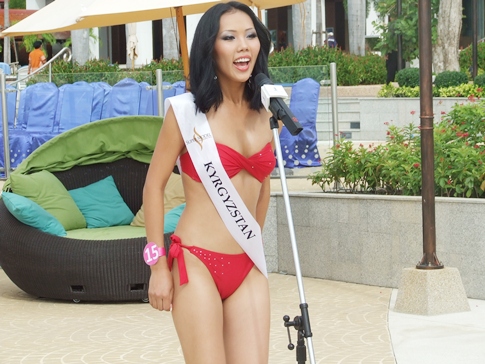 Pattaya Fashion Week spotlights swimsuit supermodels, convict designers