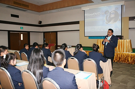 Final orientation for Rotary Youth Exchange students on eve of the great learning experience