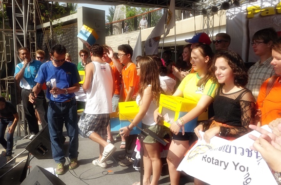 Rotary Youth Exchange Students march for flood relief