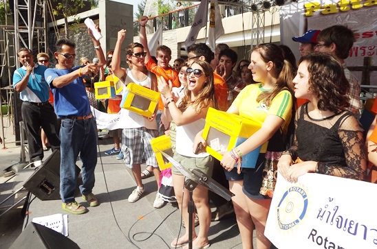 Rotary Youth Exchange Students march for flood relief