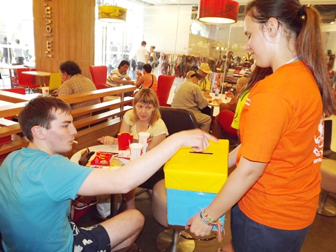 Rotary Youth Exchange Students march for flood relief