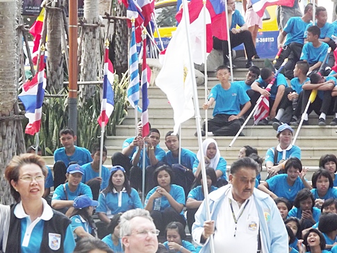 Rotary Youth Exchange Students march for flood relief