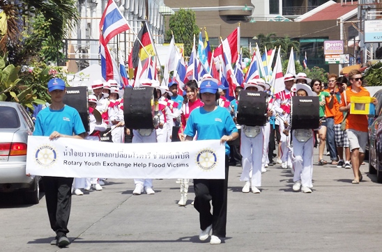 Rotary Youth Exchange Students march for flood relief