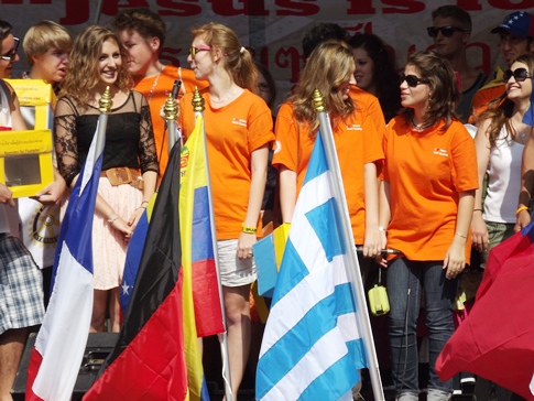 Rotary Youth Exchange Students march for flood relief