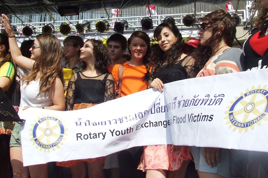 Rotary Youth Exchange Students march for flood relief