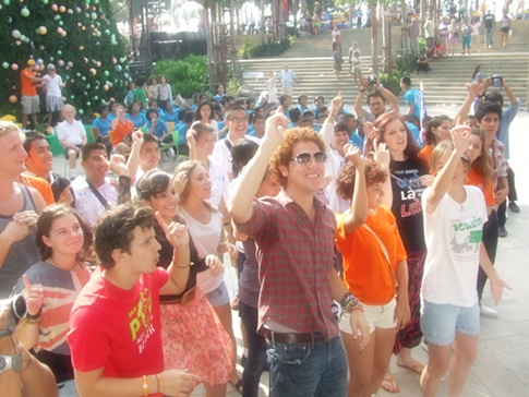 Rotary Youth Exchange Students march for flood relief