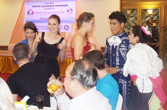 Rotary Youth Exchange Students march for flood relief