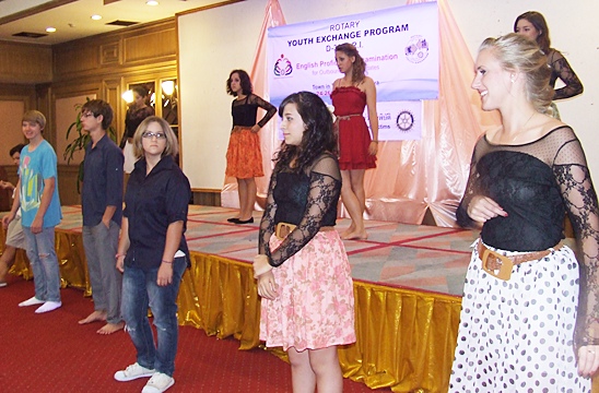 Rotary Youth Exchange Students march for flood relief