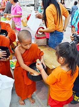 Songkran Week In Pattaya 2012