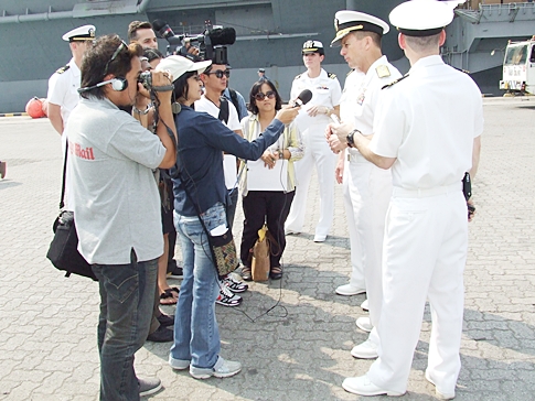 6,000 U.S. naval forces invade Pattaya