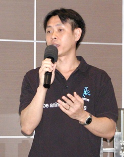 Pattaya City Expats were fortunate to have Singaporean Louis Ng, founder and Executive Director of Animal Concerns Research and Education Society (ACRES) talk to us about animal rights, and preventing abuse of animals.