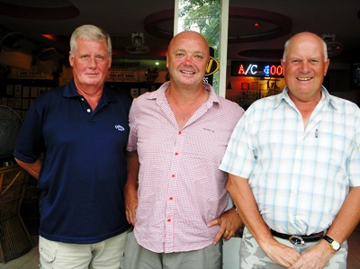  Club Championship prize winners: Peter Grant, Les Smith and Kari Aarnio. 