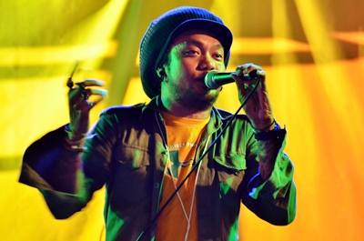 Bang Kok Smoke Run got the crowd moving at the Reggae Star Stage.