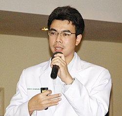 Dr. Prinya Chomsang, M.D., cardiologist with Bangkok Hospital Pattaya’s Heart Center 