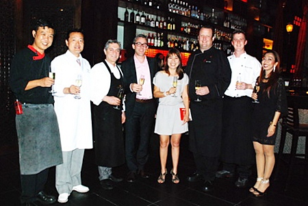 (L to R) Yongyuth Phianprasit, Mantra Restaurant and Bar’s executive sous chef; Chef Hirokazu Tomizawa from Yoshimura, Japan; Chef Giorgio Stephanosio, Restaurant Galerie, Monpazier; Philippe Bramaz, wine maker from Best Cellar Co., Ltd.; Patcharee Musikul, sales manager of Best Cellar Co., Ltd.; Jens Heier, executive chef of Mantra Restaurant and Bar; Chef Werner Snoek from Saxon Boutique Hotel, Johannesburg; and Supparatch Piyawatcharapun, Mantra Restaurant and Bar’s social director. 