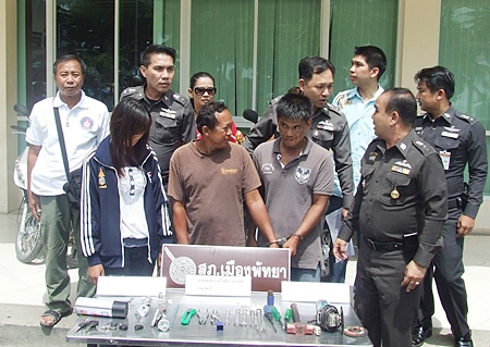 Sompong Saowarot, Wanchai Ekjeen and Thimpika Sangrocha have been remanded to custody on suspicion of grand theft. 