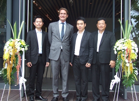 From left: Ekasit Ngampichet, secretary to chief of Pattaya City Office; Hubert Viriot, CEO; Rattanachai Sutidechanai, Pattaya’s Tourism and Sports Committee Chairman and Montri Hemvichitr, VP Special Projects pose for a photo at the ribbon ceremony to officially open the new show suite. 