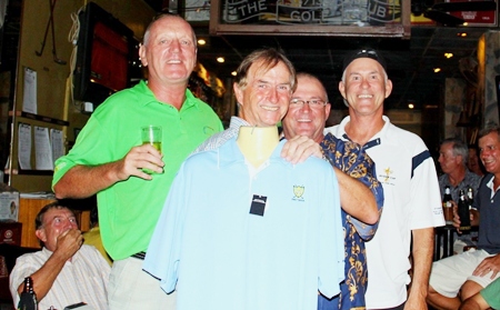 Medal winners, Bob Newell and Don McMillan with Brad (Kaptain Klipboard) and Jack Spencer. 