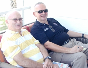 As a new service, Barry Kenyon (seated on right), chief of Foreign Liaison at Chonburi Immigration, which is located at Soi 5 off Jomtien Beach Road, will be available at PCEC meetings on the first Sunday of each month to answer members queries about immigration and visa. Adrian caught up with Barry for a chat about ‘things Pattaya’.