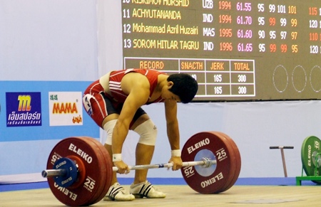 South Korea’s Youn Yeo Won attempts a big weight in the 62kg Male Youth category. 