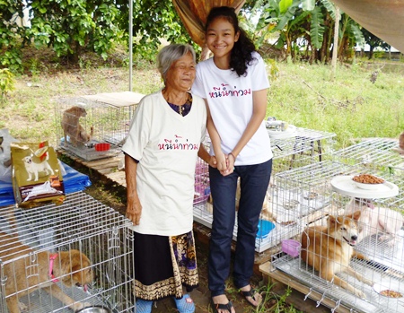 Families with pets driven out of their homes in Bangkok now have a place to stay in Rayong. 