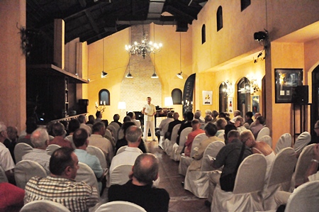 A packed audience awaits the concert at Silver Lake.