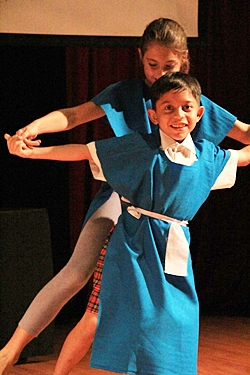 Year 3 showing off figure skating skills.