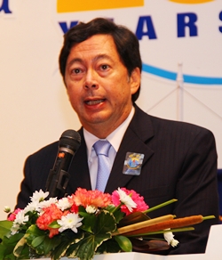PP Nitti Meyer was the district governor’s special representative who helped form the Rotary Club of Jomtien-Pattaya 25 years ago.