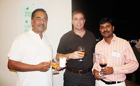 (L to R) Ray D’Silva, general manager at Bosch Chassis Systems (Thailand) Ltd.; Ken Bright, manufacturing and engineering manager of Bosch Chassis Systems (Thailand) Ltd.; and Ramesh Ramanathan, managing director of Visteon (Thailand) Limited.