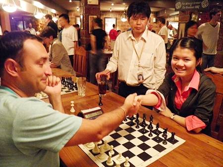 GM Farrukh Amonatov faces WGM Pham Le Thao Nguyen of Vietnam in the final of the Blitz Championship.