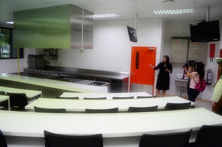 A modern classroom where student chefs learn the tricks of the trade.