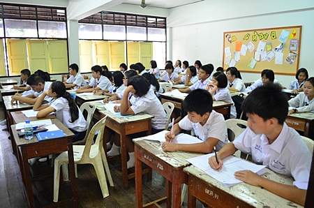 Students in Banglamung begin the new school year. 