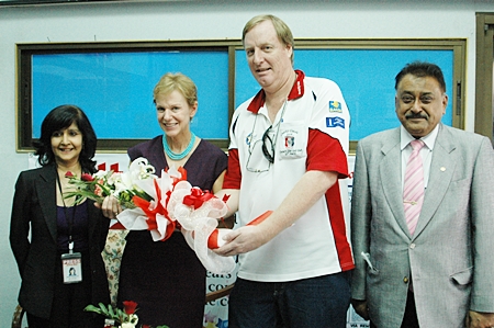 (L to R) Pattaya Mail on TV Director Sue Kukarja, HE Kristie Kenney, Executive Editor Dan Dorothy and MD Peter Malhotra thank the ambassador for her visit and talk.