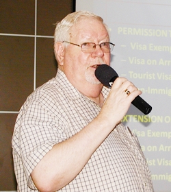 Pattaya City Expats were fortunate to have Board Member, and Newsletter and Website Editor, Darrel Vaught to detail the vexed area of obtaining visas and other immigration issues that falangs will have to deal with when seeking to live in the ‘Land of Smiles’. 