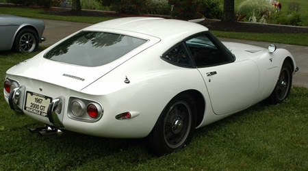 Toyota 2000GT 