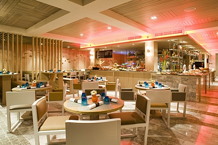 Beach Club Restaurant - Pullman Pattaya Hotel G
