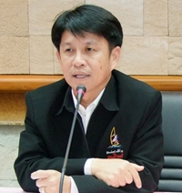 Deputy Governor Pakhornthorn Thienchai. 