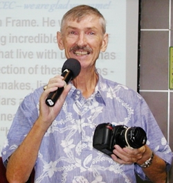 Ian shows off the tools of his trade - his main (only) camera is a Nikon Single Lens Reflex (SLR) camera, with a macro lens. More of Ian’s pictures can be seen at www. pattayadaze.wordpress.com.