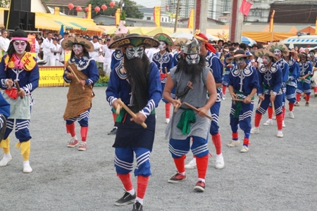 Eng-Kor-Pabu troops from the Look Praya group out of Nakorn Sawan perform in Naklua.