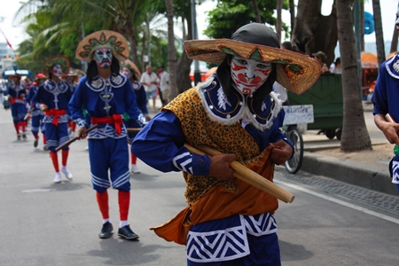 Eng-Kor-Pabu marchers uphold justice and fight against corruption in the opening day parade down Beach Road.
