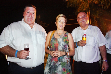 (L to R) Simon Dutton, Business Development Manager of ltic Global Construction & Completion; Jennifer Conn and Malcolm T. Williams, GM of Promech Resources Co., Ltd.