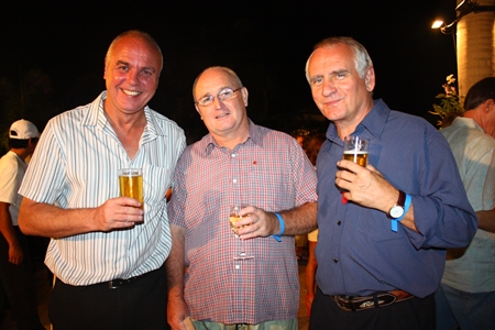 (L to R) Brian Wilkings, Bob young and Gary Wrighton, Sales Executive for Powerhouse Properties Co., Ltd.