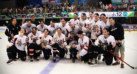 2012 Land of Smiles tournament champions – The Flying Farangs.