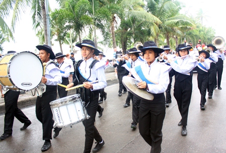 A Pattaya school marching band leads marchers down Beach Road in the opening parade.