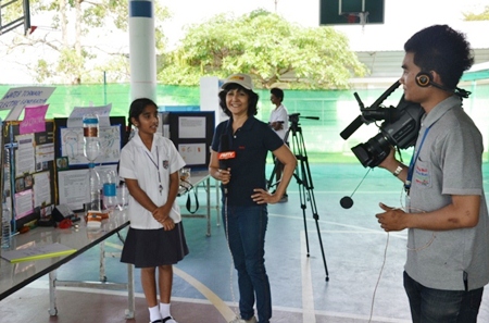 Sue from Pattaya Mail TV interviews Sreeharine Govindaraj, the winner of this year’s PFS International science fair award and the Best in Show (that’s 2 in a row for year 7).