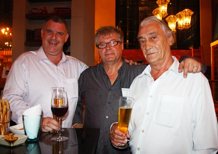 (L to R) Joe Cox, MD of Defence International Security Services, Van den Bergh Louis, MD of 4A Properties Realty and Dutch artist Martin H.A.P. van Bree.